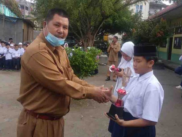 Siswa berprestasi